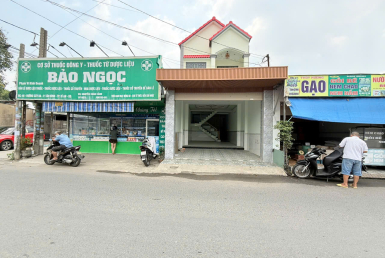 nhà mặt tiền chợ cây da