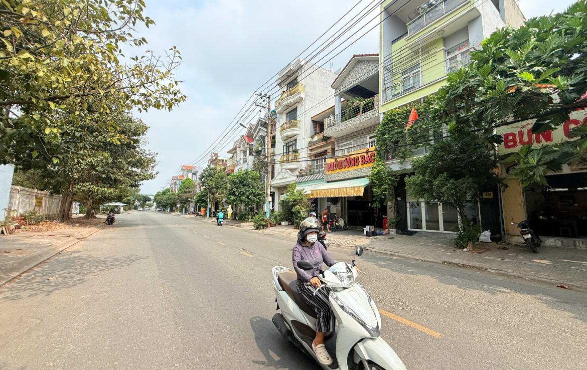 bán đất tthc dĩ an