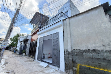 nhà gần chợ dĩ an