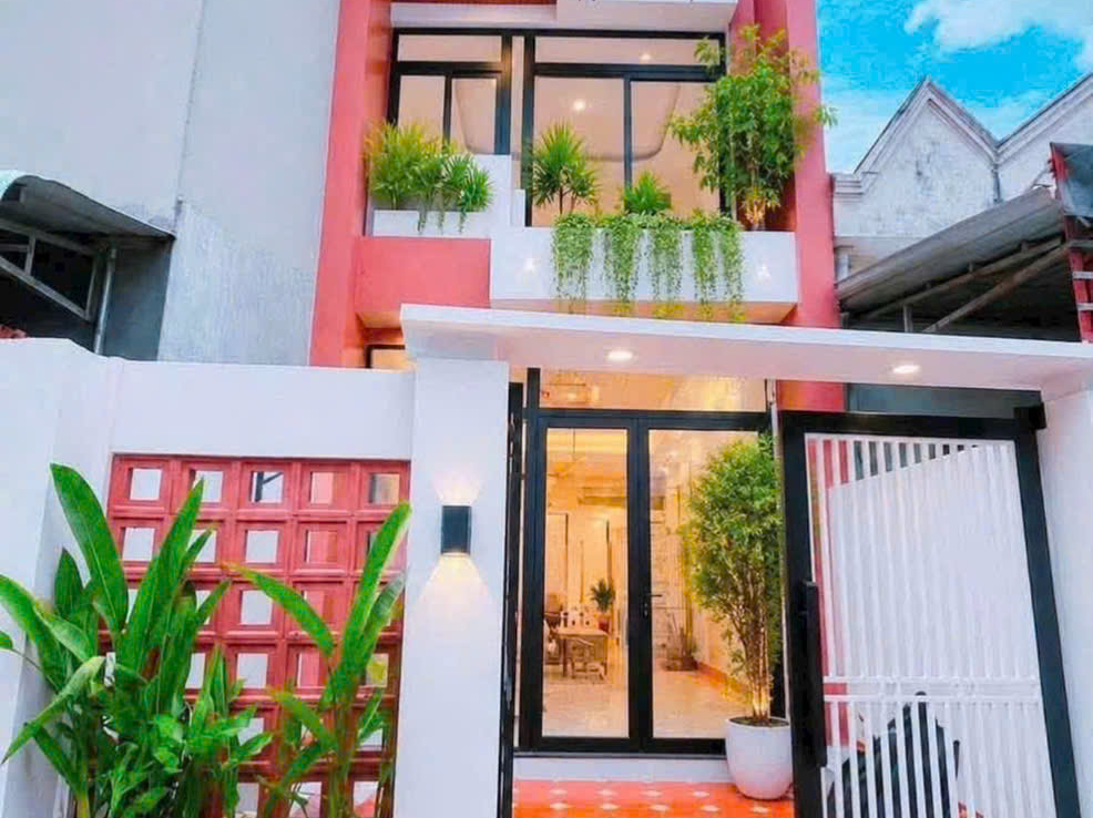 bán nhà Trần Hưng Đạo Đông Hòa HCM