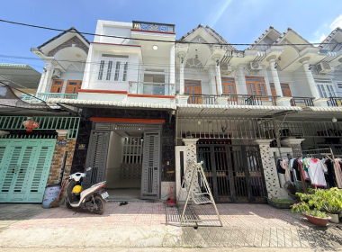bán nhà ql1k làng đại học quốc gia